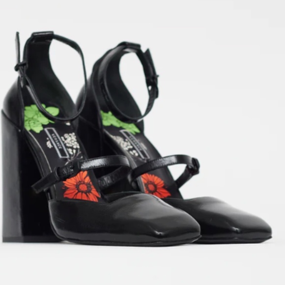 Versace Patent Leather Square Toe Heel - Picture 9 of 11